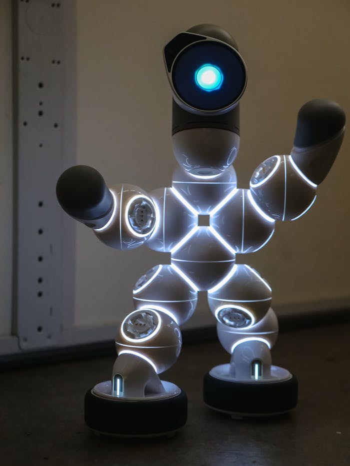 A Clicbot with Bright Lights